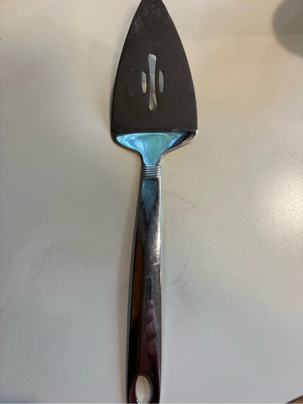 Oneida Stainless Steel Serving Spade - Silver cake pie server slotted